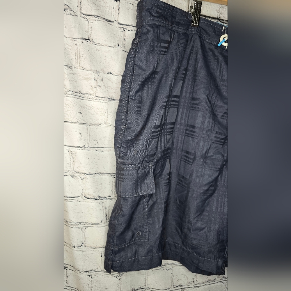 Tommy Bahama Men' Swim Trunks Size XXL - Picture 2 of 10